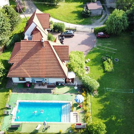 Podelniska Porąbka Esterno foto