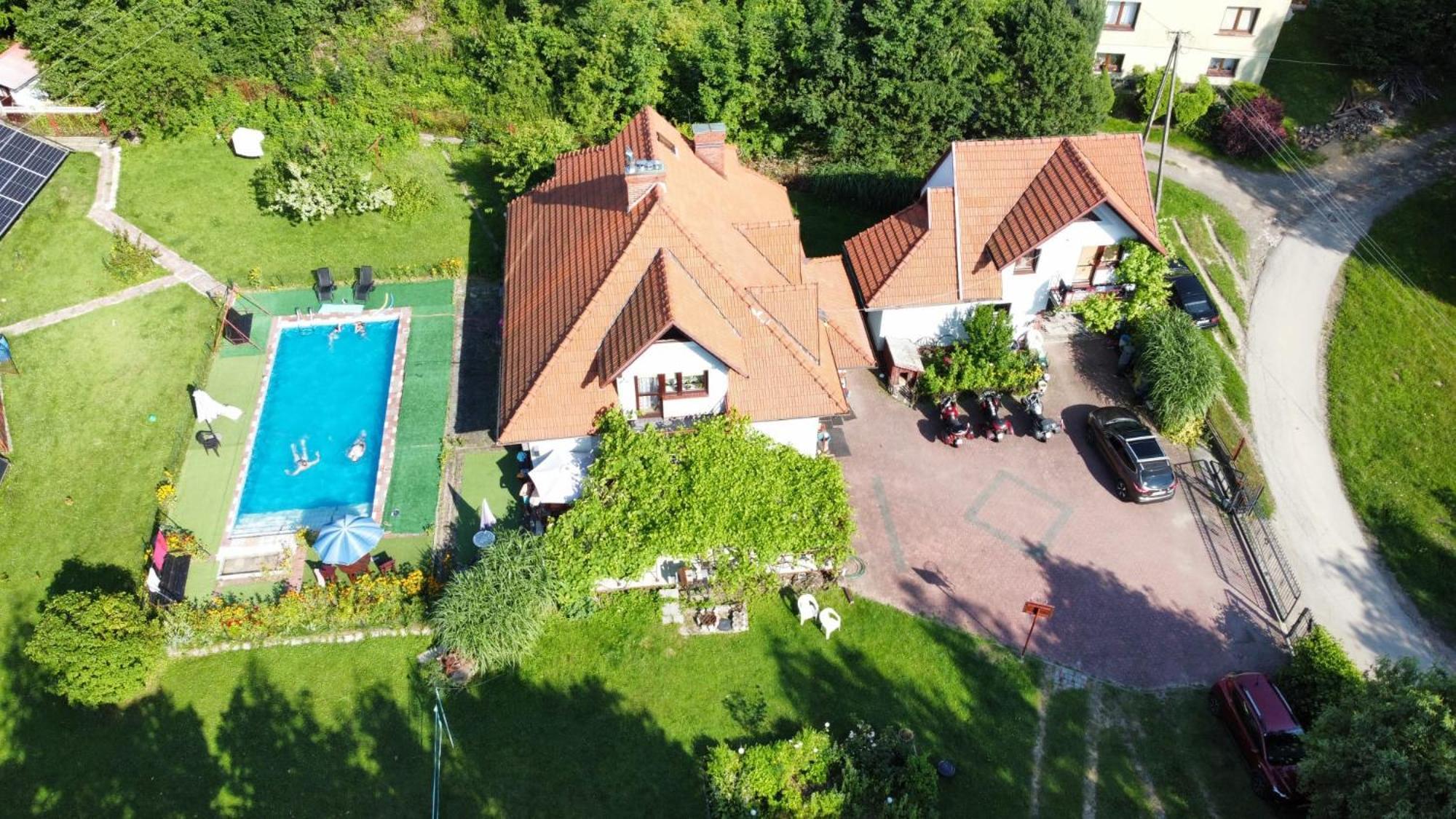 Podelniska Porąbka Esterno foto